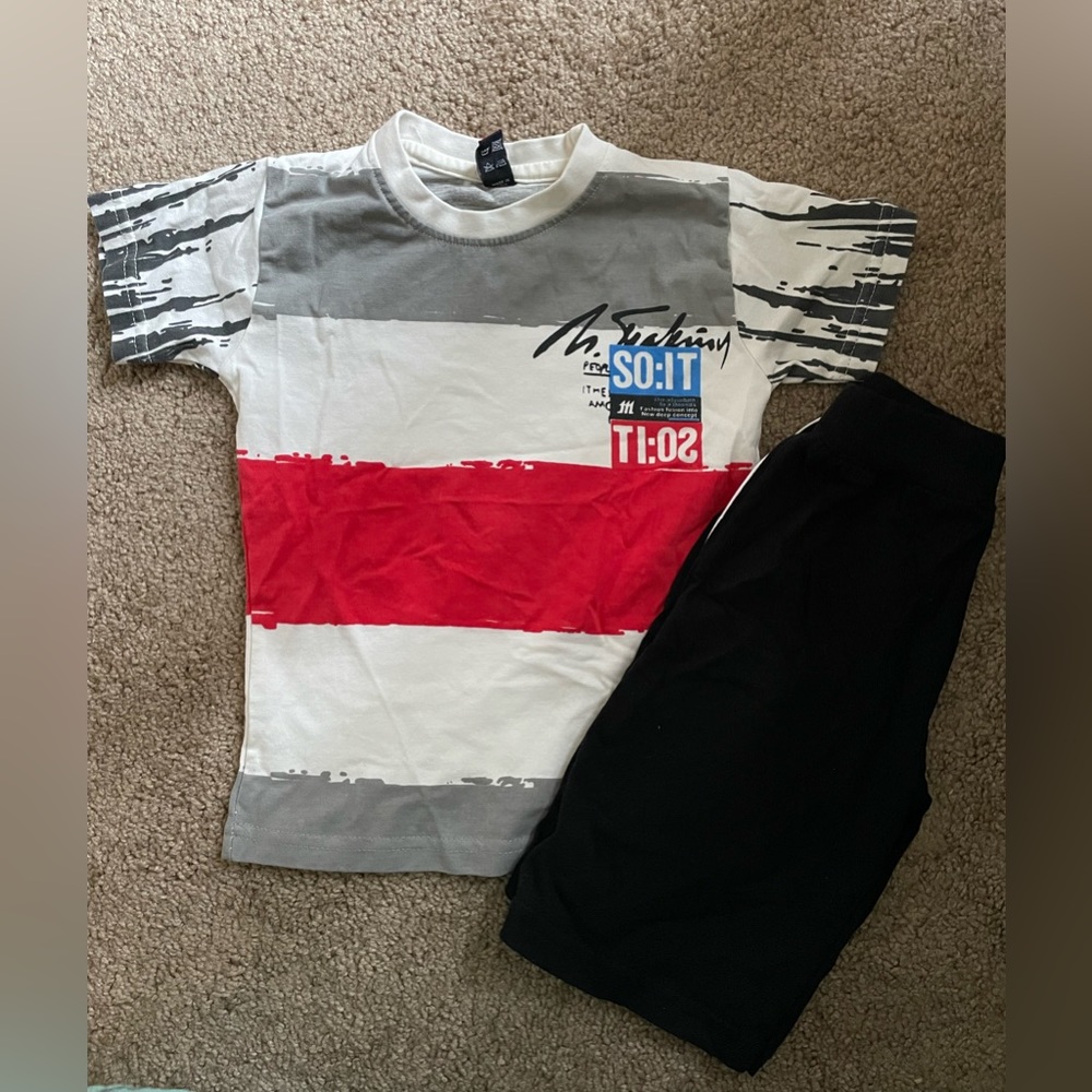 Set of Tshirt and short for  2 years old boy.